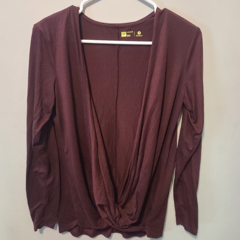 Xersion long sleeve athletic shirt, size M